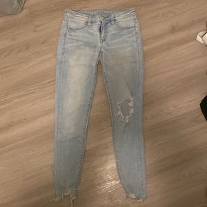 american eagle light jeans